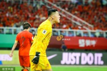足球比赛：中国队实力抢眼，赢得掌声